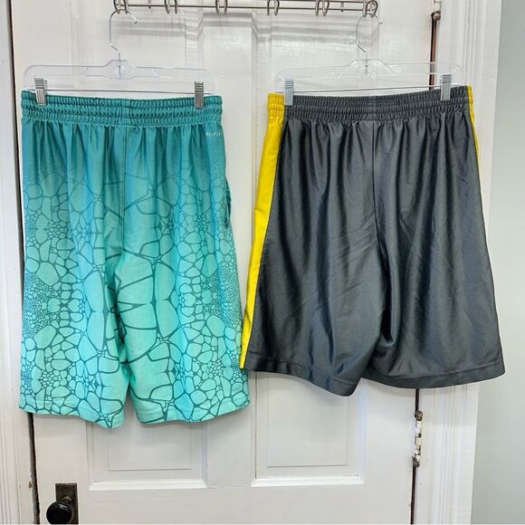 2 pair Nike Basketball Lebron James dri-fit athletic shorts men's medium. - Picture 5 of 7
